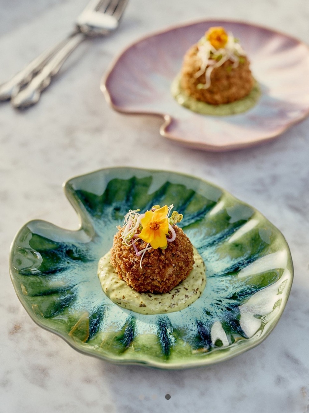NEW Anthropologie Lilypad Portuguese Stoneware Canape Plate